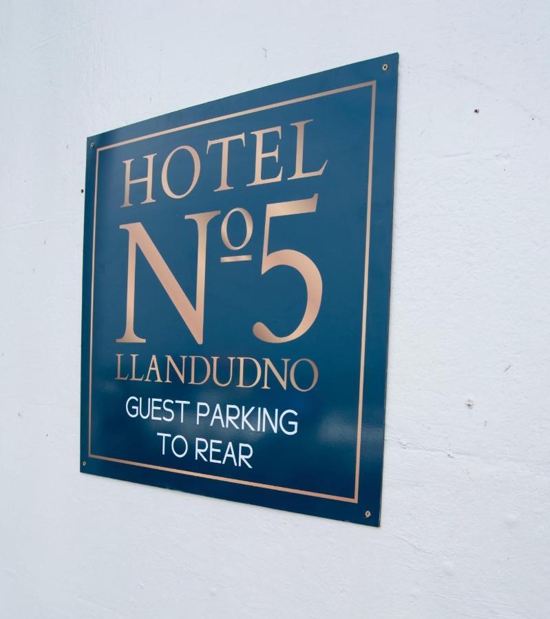 Hotel No5, Beachfront With Free Private Car Park Llandudno Extérieur photo