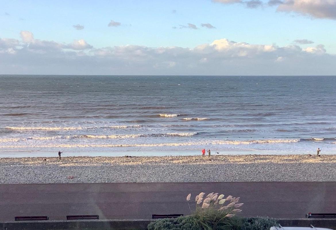 Hotel No5, Beachfront With Free Private Car Park Llandudno Extérieur photo