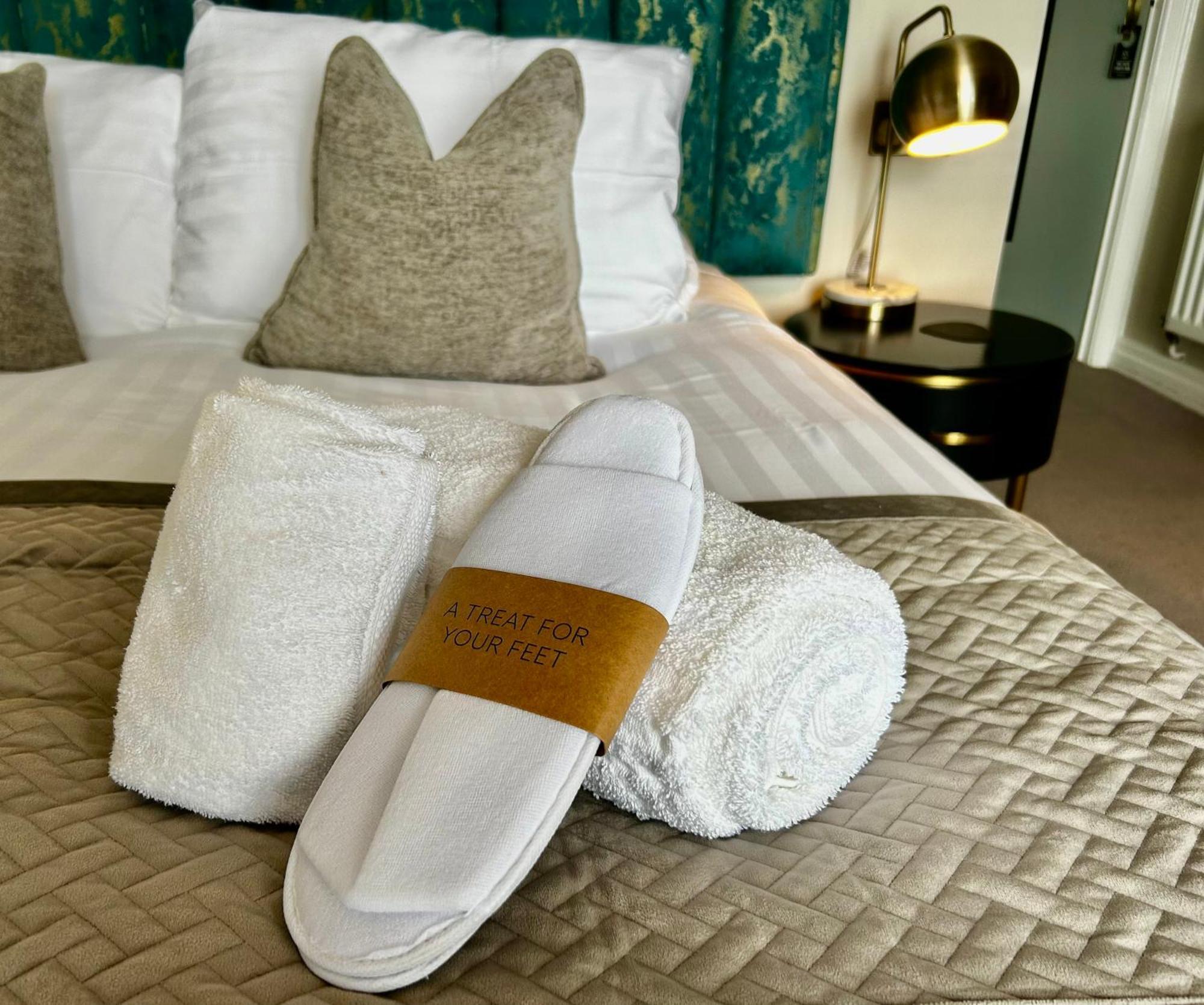 Hotel No5, Beachfront With Free Private Car Park Llandudno Extérieur photo
